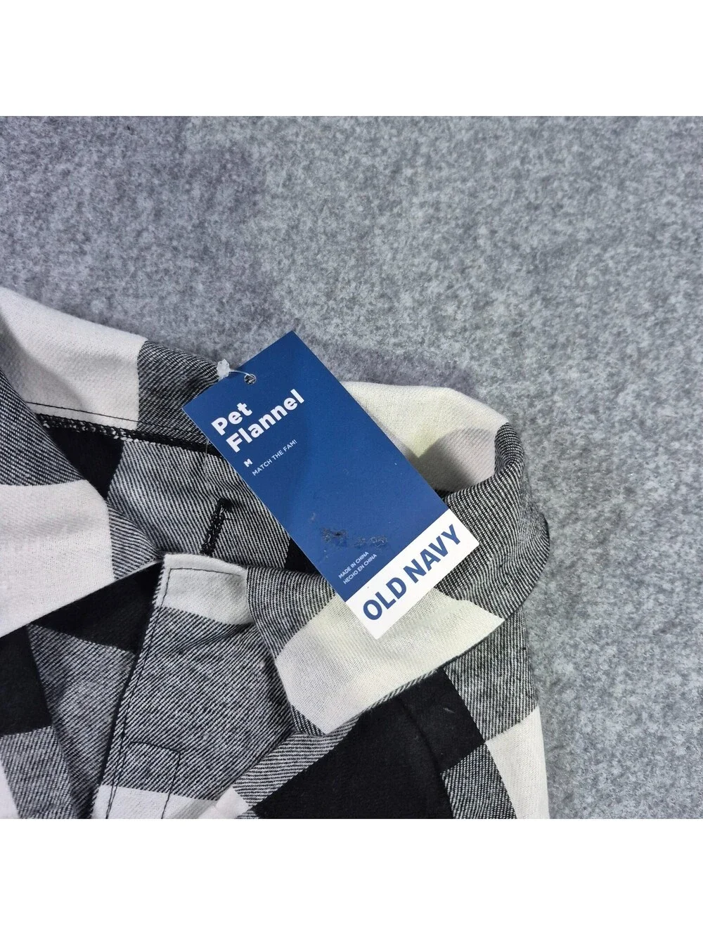 New Old Navy Pet Flannel Black & White Checked Christmas Sz Med Cute Puppy